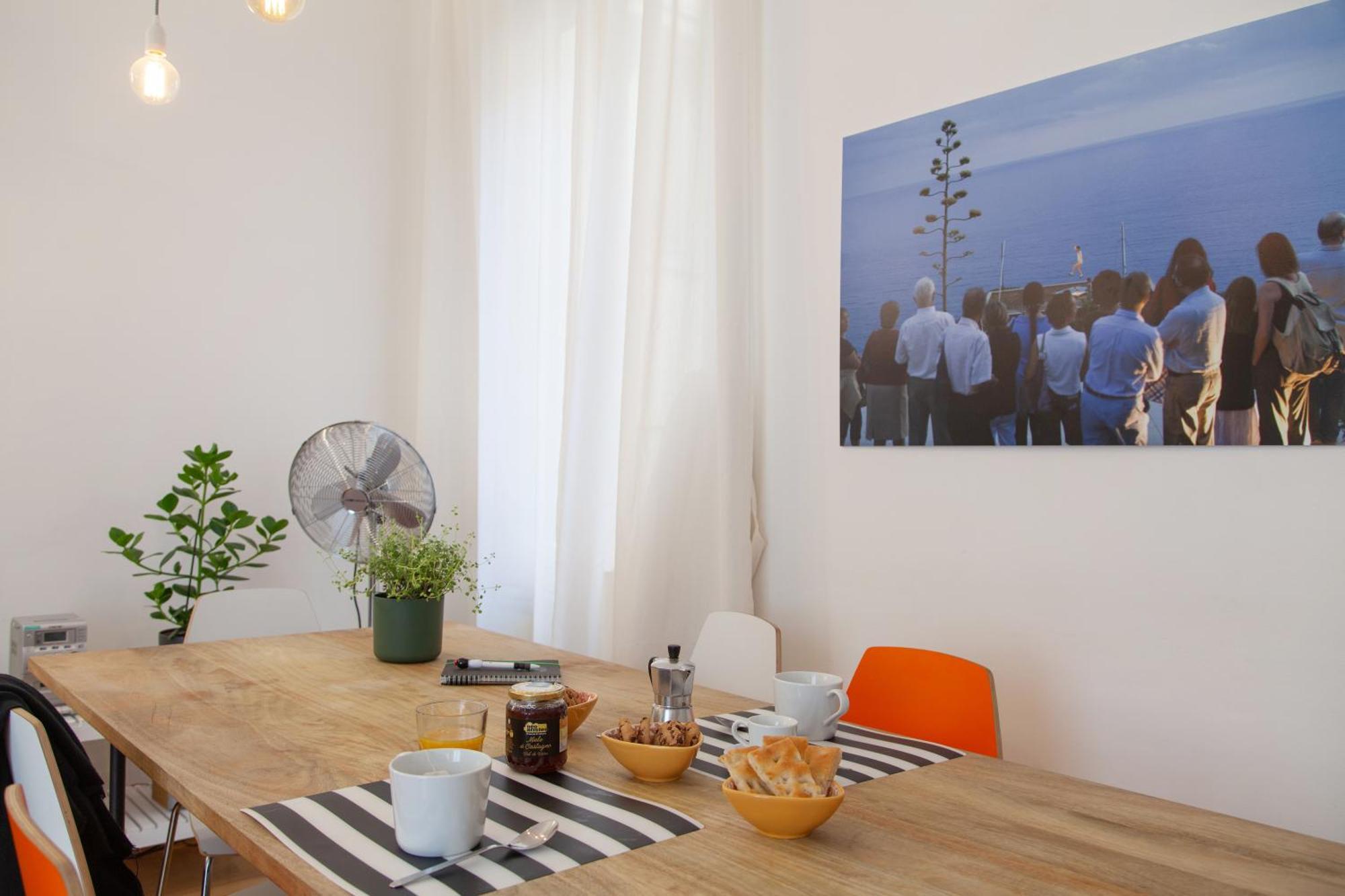 Cv5 - La Spezia City Center - Wide Modern Apartment Walking Distance To The Station To Cinque Terre - Big Terrace On The Roofs Екстериор снимка
