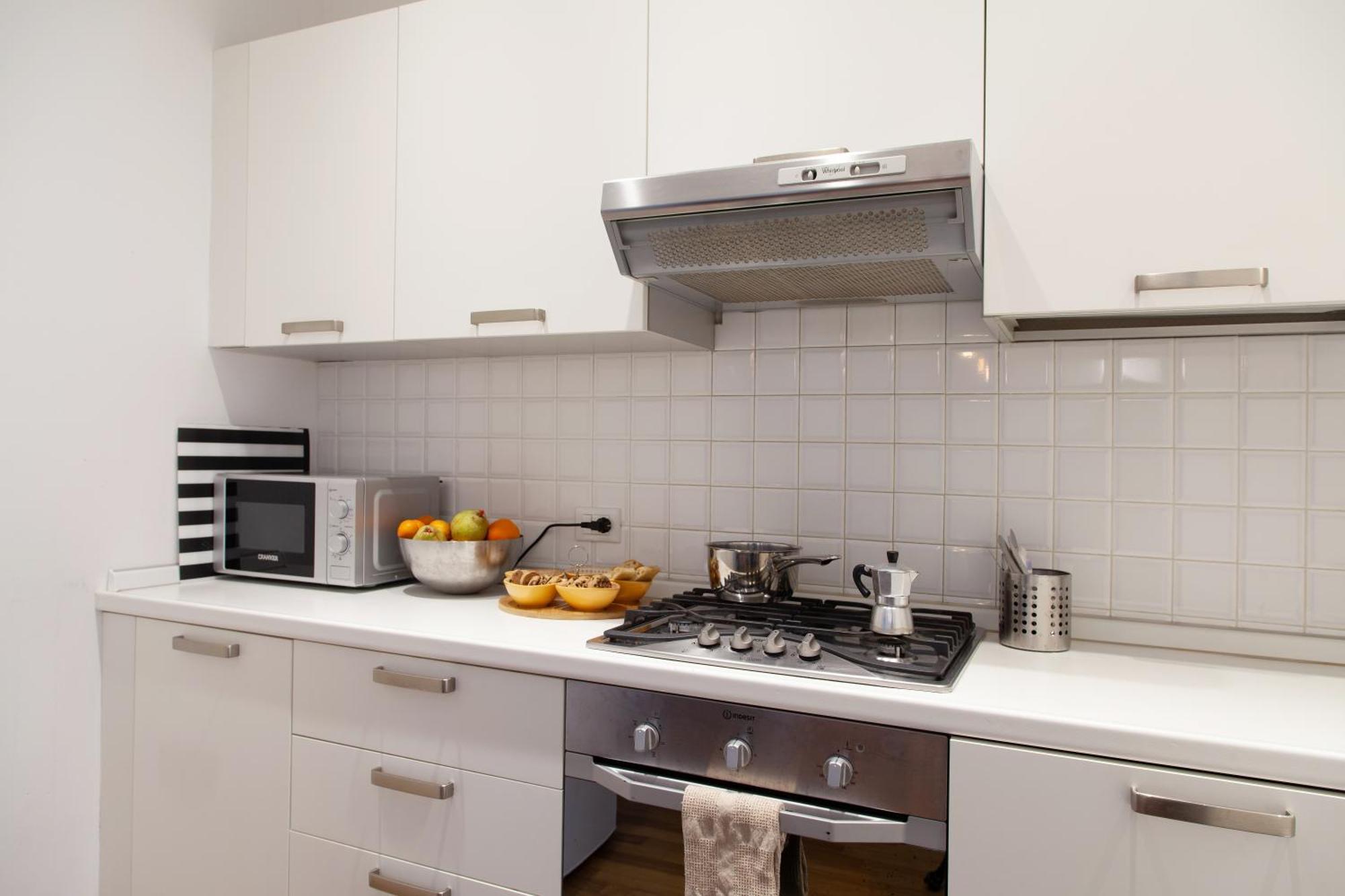 Cv5 - La Spezia City Center - Wide Modern Apartment Walking Distance To The Station To Cinque Terre - Big Terrace On The Roofs Екстериор снимка